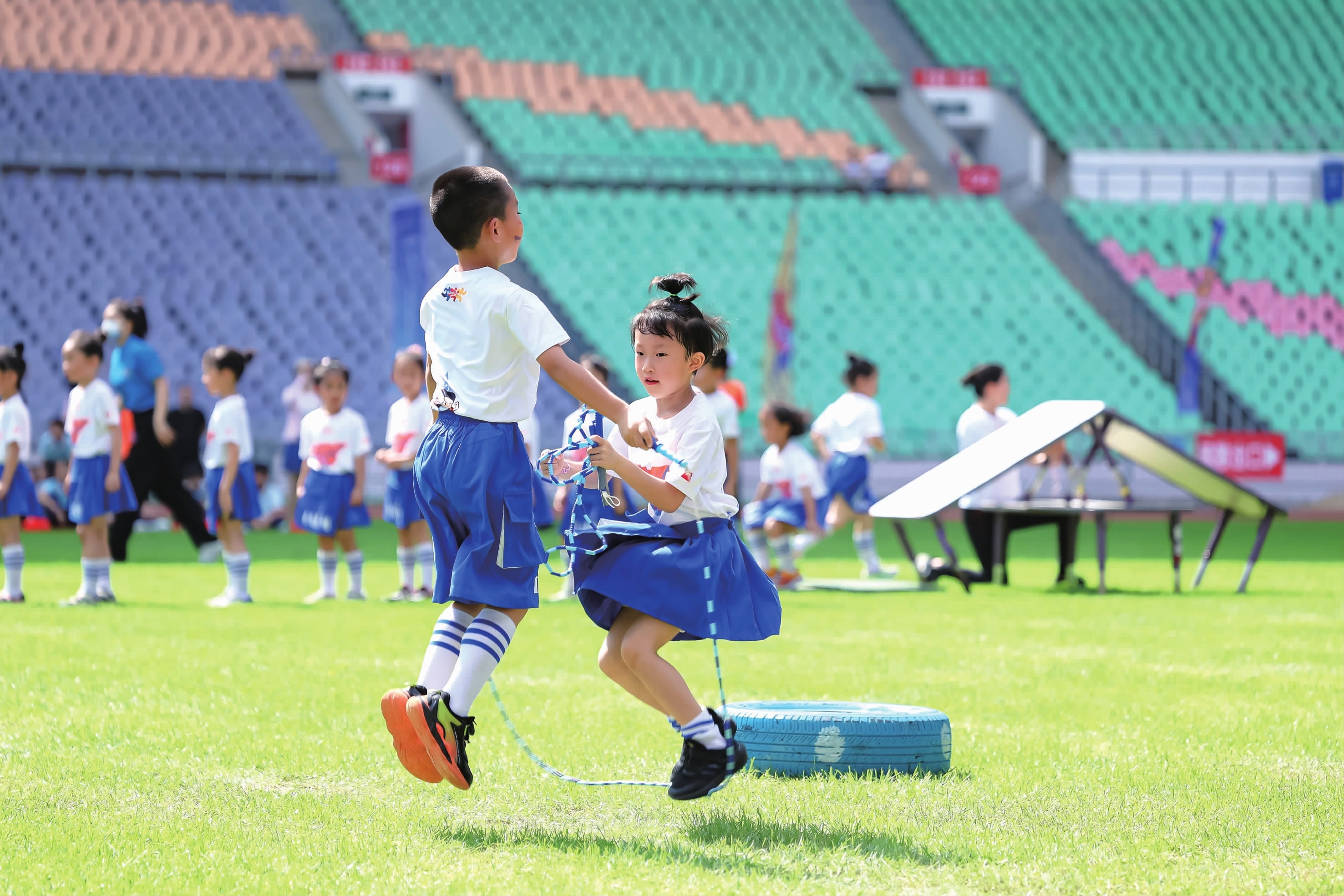 十五运篮球女子U18资格赛打响 陕西队首战击败天津队