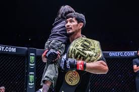 《无畏契约手游》黄金周狂撒百万，答题排位福利爆棚