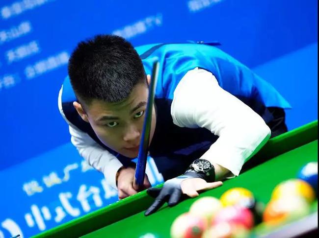 马斯在防守 马斯在防守