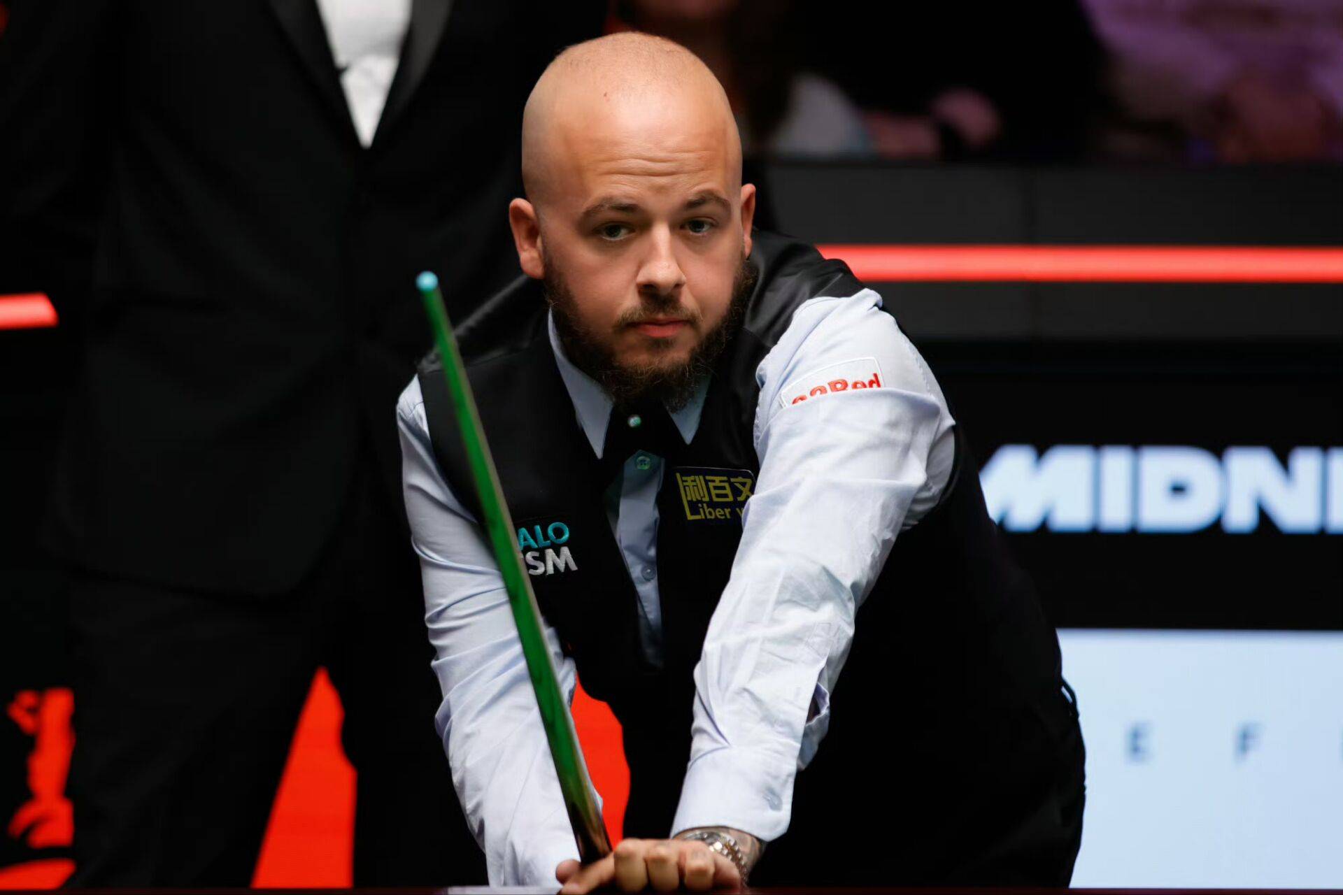 但在赛场上 但在赛场上