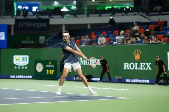 的防线令人 的防线令人